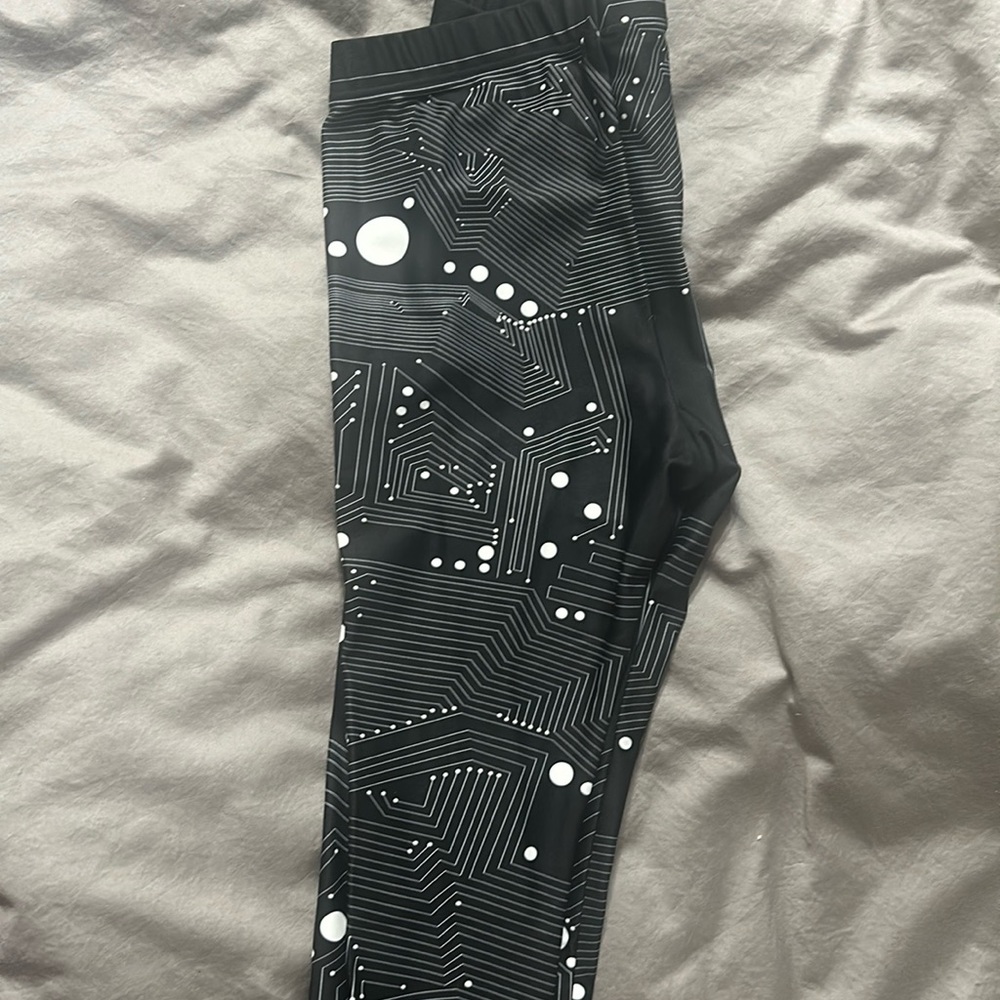 Poprageous leggings